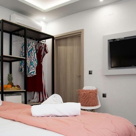 Big Max Guesthouse Kávos المظهر الخارجي الصورة