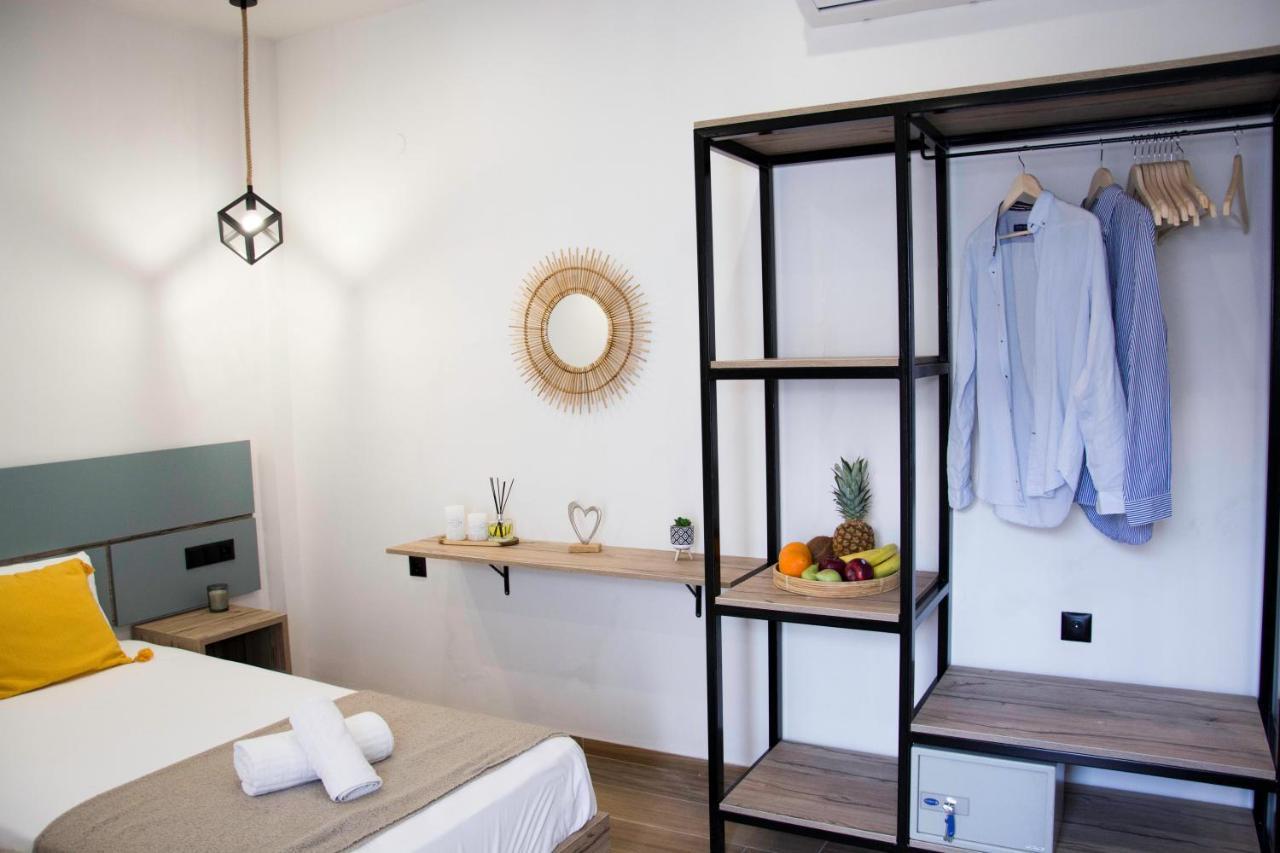 Big Max Guesthouse Kávos المظهر الخارجي الصورة