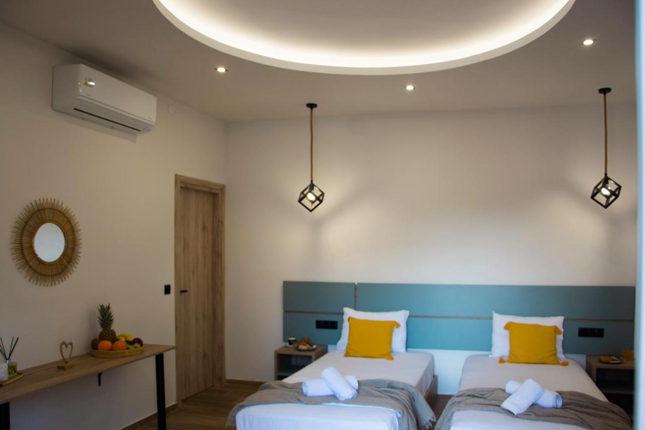 Big Max Guesthouse Kávos المظهر الخارجي الصورة