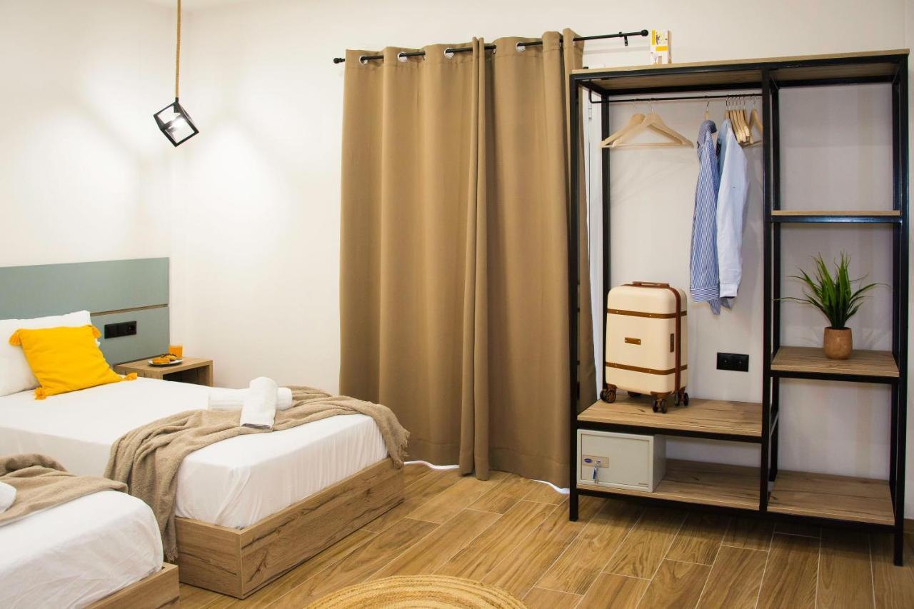 Big Max Guesthouse Kávos المظهر الخارجي الصورة