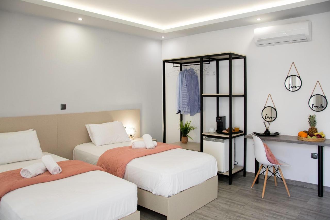 Big Max Guesthouse Kávos المظهر الخارجي الصورة